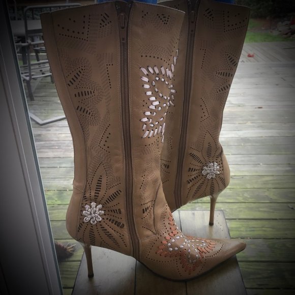 N.Y.L.A. Shoes - NYLA Leather boots with ribbon embroidery size 10